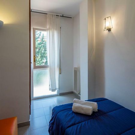 Apartamento Castell De Perelada Apartment Girona Bagian luar foto