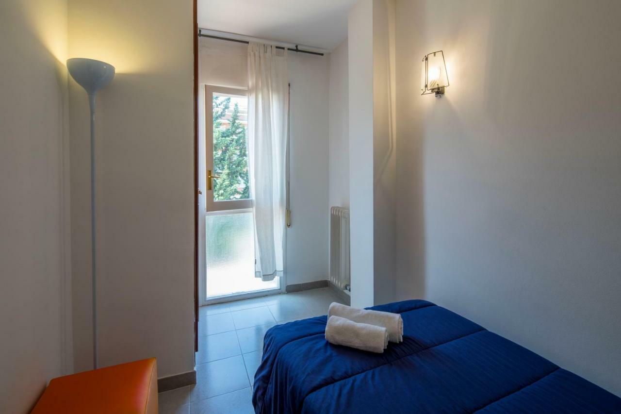 Apartamento Castell De Perelada Apartment Girona Bagian luar foto